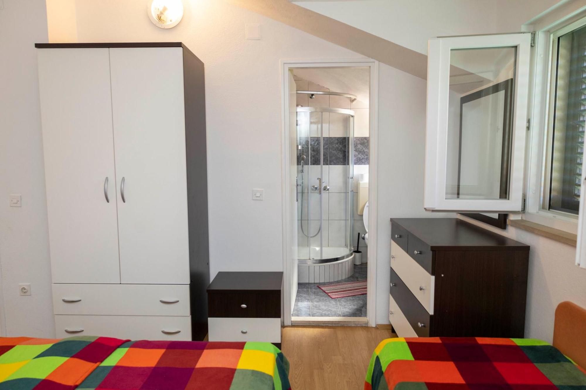 Apartments Jaksic - Zile Supetar Extérieur photo