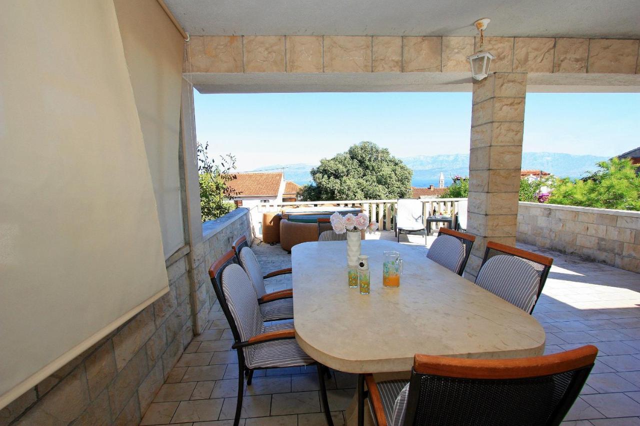 Apartments Jaksic - Zile Supetar Extérieur photo